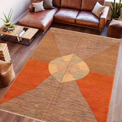 Badr Wool Oriental Indoor Rug