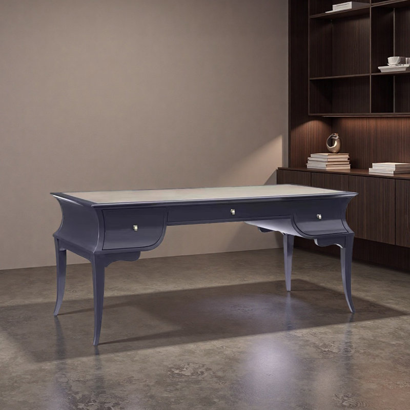 Bureau d'écriture moderne avec rangement à trois tiroirs