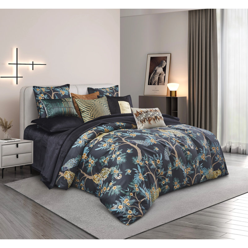Borneo Black Jungle Duvet, Queen