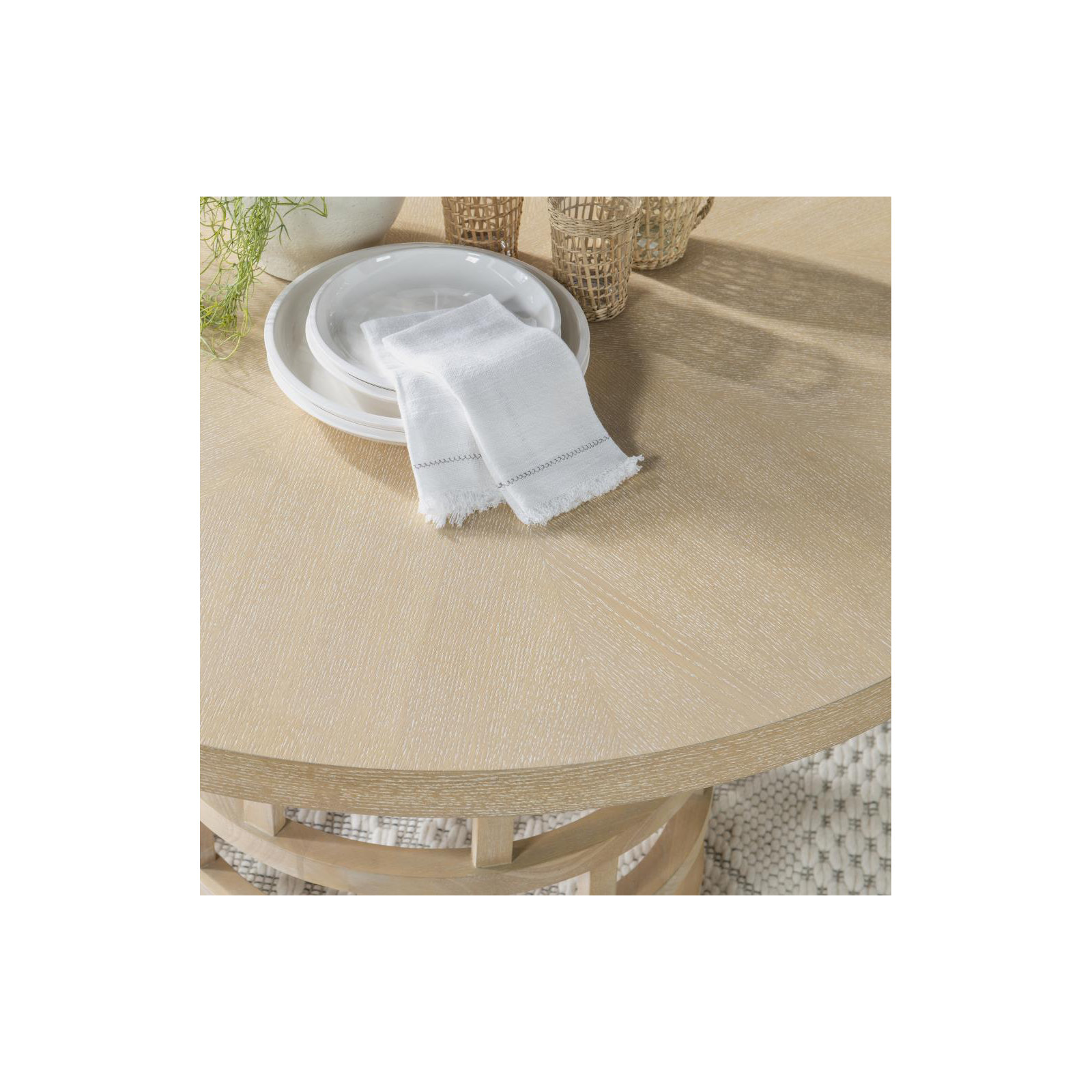 Lucy 48'' Round Dining Table