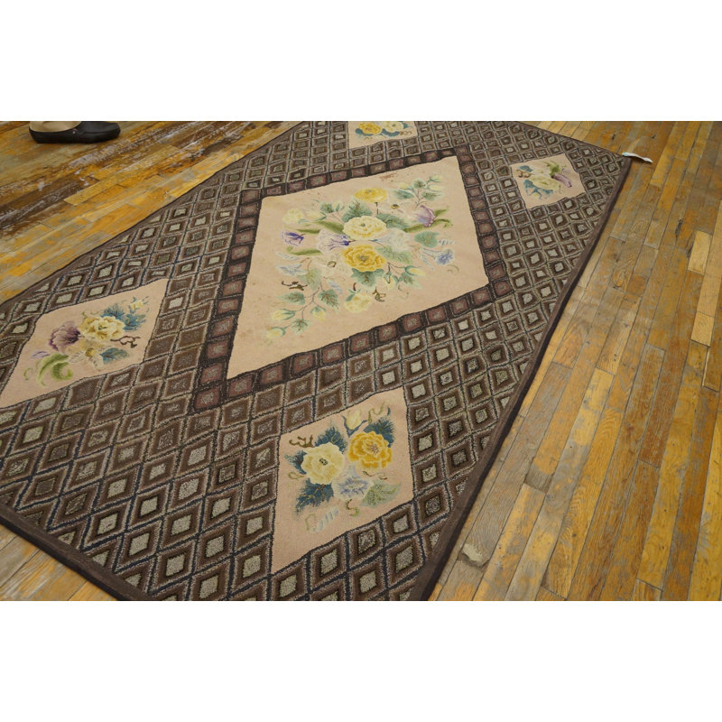 Tapis gris à motif géométrique gris avec incrustations florales ivoire
