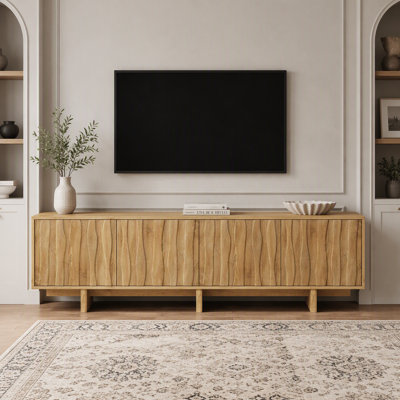 Meuble télé rétro en bois avec portes à panneaux ondulés, console multimédia moderne de 75 pouces avec gestion des câbles, meuble télé architectural robuste avec rangement fermé pour salon