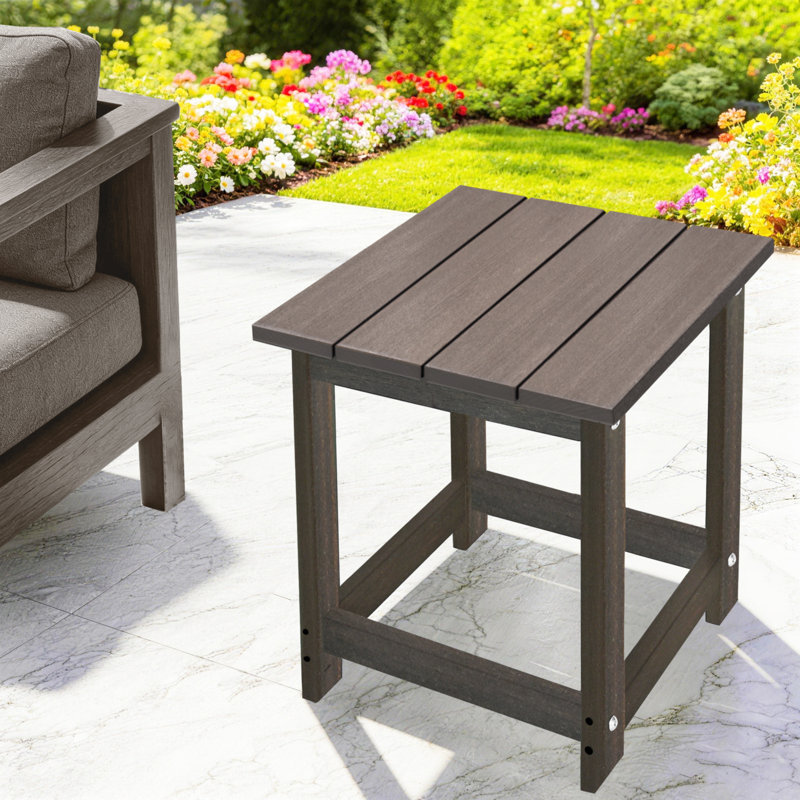 Table d'appoint extérieure Denarrius Adirondack, table de patio en PEHD facile d'entretien et résistante aux intempéries