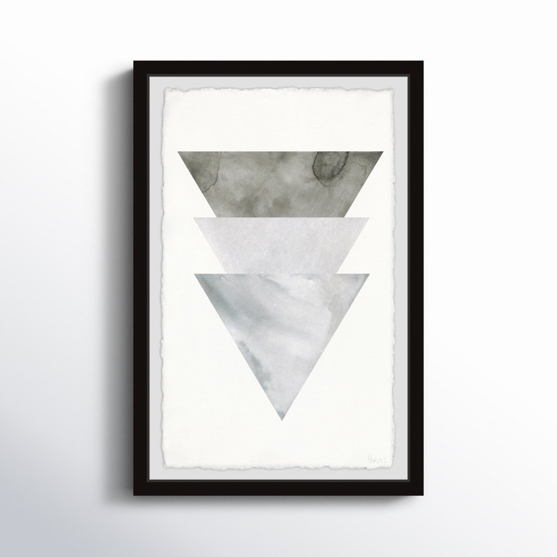 «Grayed Triangles», reproduction encadrée, H 18 po x l 12 po x P 1,5 po