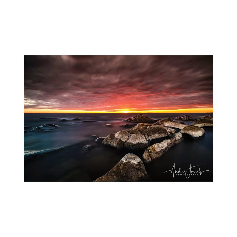 Silent Moment 1 Piece Wrapped Canvas Wall Art, 66.04 cm H x 45.72 cm W x 3.175 cm D