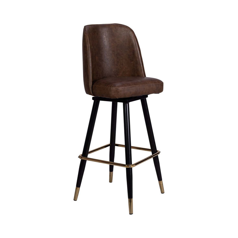 Tabouret de bar pivotant en métal avec assise rembourrée brune et structure noire avec repose-pieds doré pour une utilisation à l'intérieur