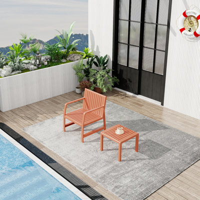 Ensemble de patio d'extérieur moderne toutes saisons 2 pièces Ovia avec chaise en PP et table basse