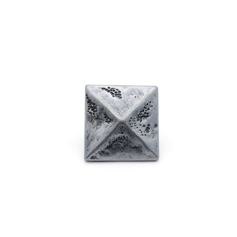 Carré de bordeaux, H 1,375 po x l 1,375 po x P 1,25 po, Étain OX
