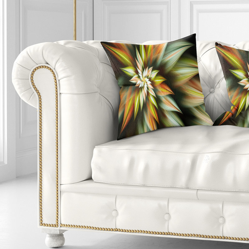 Fleur exotique spirale fractale - coussin imprimé abstrait, 18 po x 18 po, Coussin décoratif, Brun
