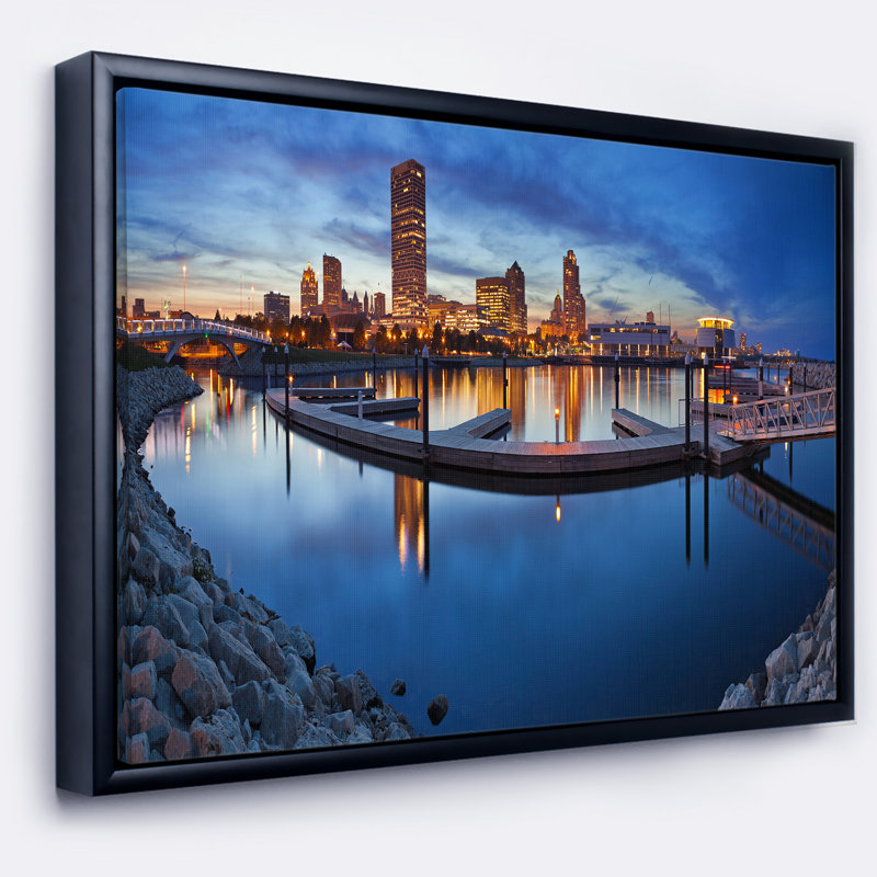 «Milwaukee Panoramic View», photographie sur toile à cadre flottant, H 16 po x l 32 po x P 1 po