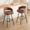 Tabouret de comptoir pivotant en similicuir avec dossier en bois cintré