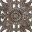 Ensemble de décoration murale en bois avec panneaux sculptés en forme de lotus et fini argenté vieilli, pour une installation verticale en intérieur.