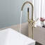 Robinet de baignoire autoportant brossé à fixation au sol - avec douche à main et structure de fabrication - excellente durabilité
