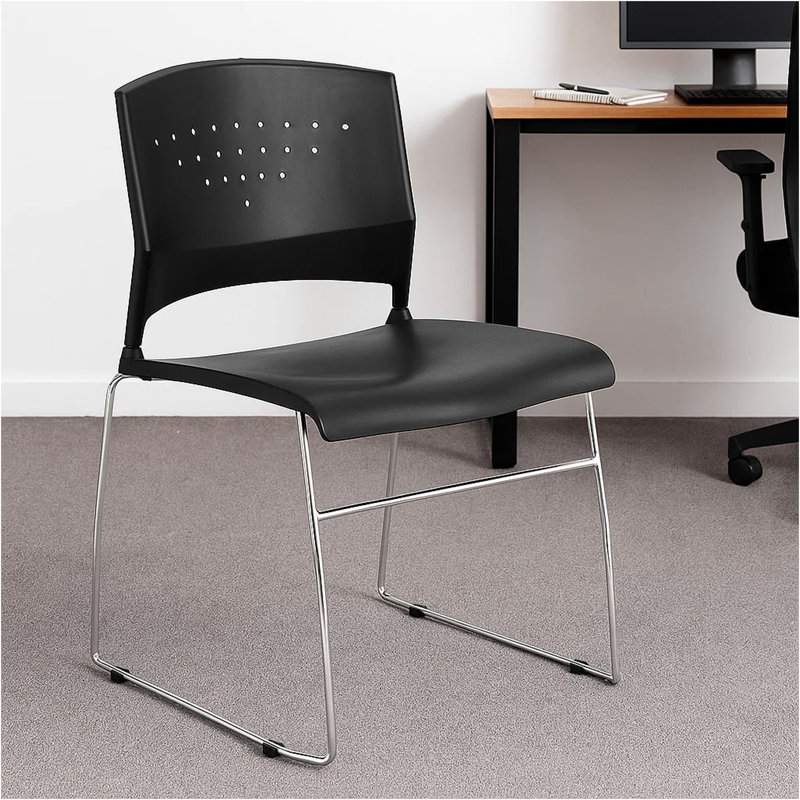 Chaise d'invité de réception empilable, dossier ouvert noir, base traîneau chromée