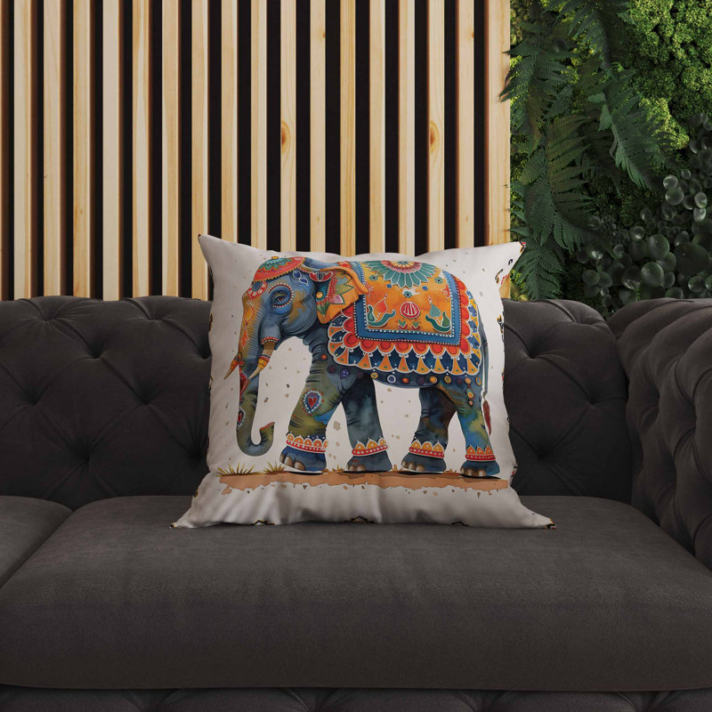Coussin intérieur / extérieur Decorated Elephant, Carré 16 po, Bleu / beige / orange