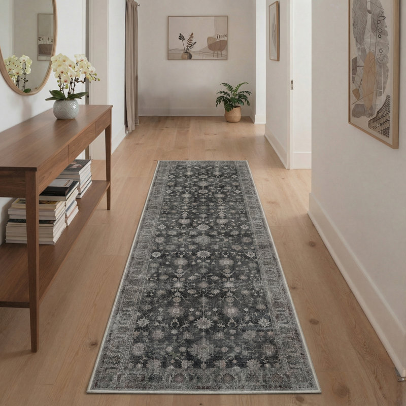 Agacha Roehit Vintage Distressed Medallion Machine Washable Grey / Black Indoor Area Rug with Non-Slip Backing