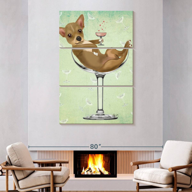 Chihuahua Brampt dans un verre à cocktail, H 74 po x l 48 po