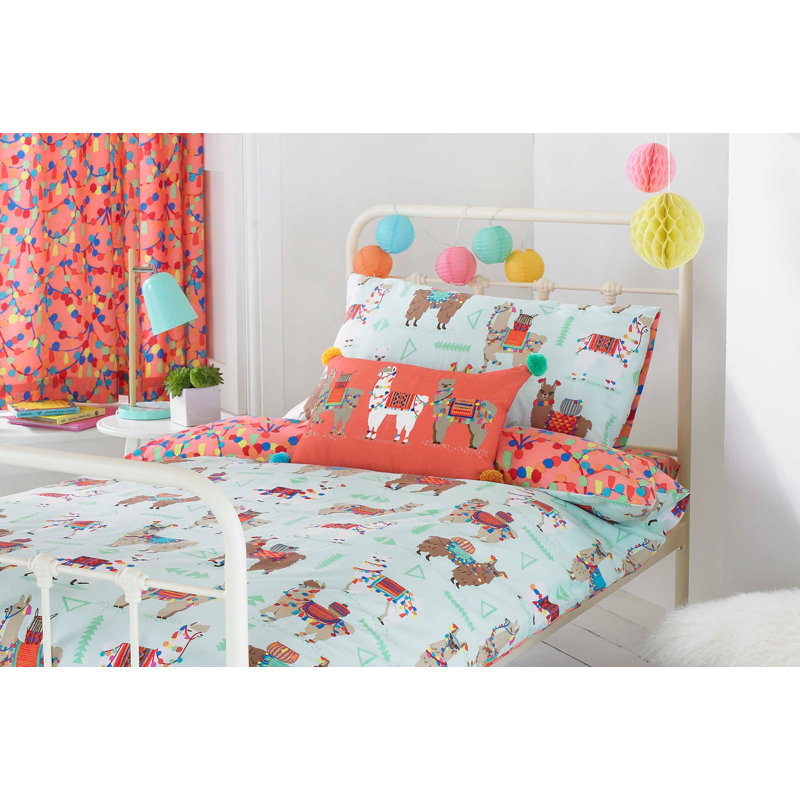 Angelica Polyester Duvet Cover Set with Pillowcases Included