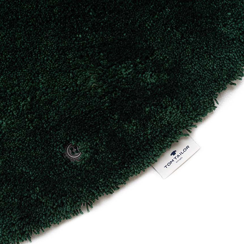 Handmade Cozy rug in dark green, Novelty 135 x 200cm