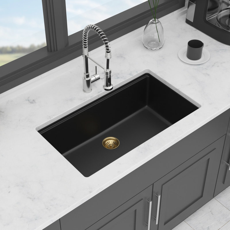 Évier de cuisine encastré 30 po x 19 po 9,47 po à simple cuve en quartz noir, composite granit, réducteur de bruit, surface hygiénique, avec grille inférieure et guide d'installation en composite encastré, conception, pinces