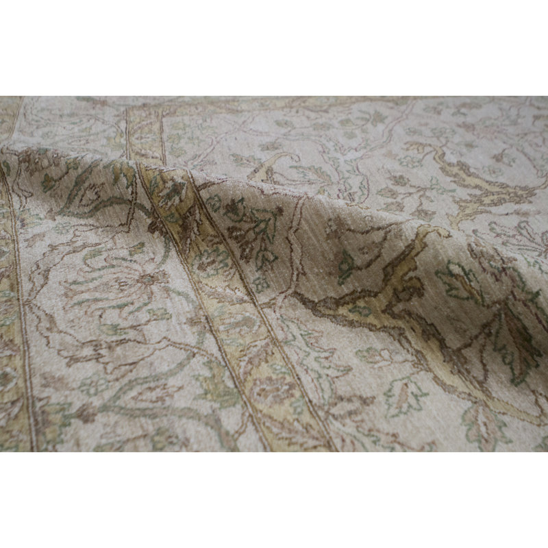 Sultanabad Wool Oriental Area Rug in Cream