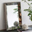Miroir d'appoint-109707765-69954968