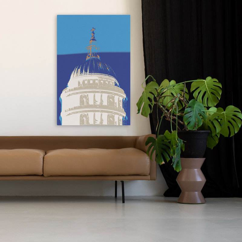 «London Building I», paysage urbain moderne, art numérique minimaliste Moderne, H 48 po x l 32 po
