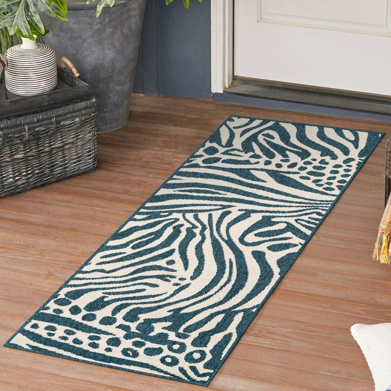 Gurjot Indoor/Outdoor Area Rug, Runner 2'7" x 12'