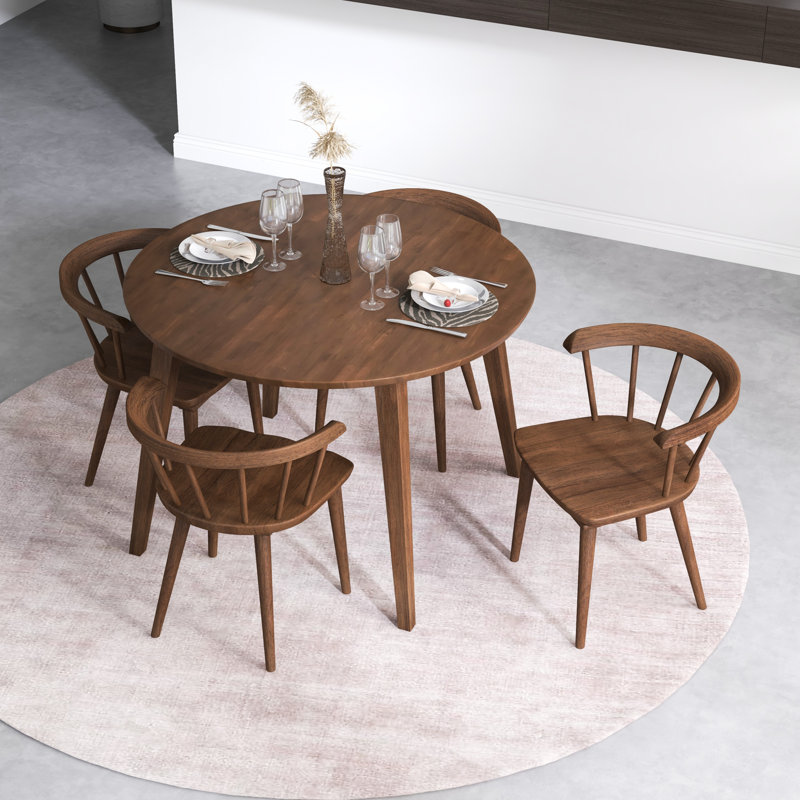 Ensemble repas pour 4 personnes Hajdar, Noyer