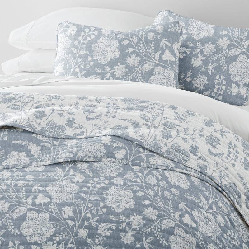 Light Blue Twin Reversible Microfiber Quilt Set with Floral Pattern