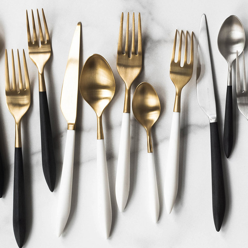 Ares Gold and White Stainless Steel 5-Piece Place Setting