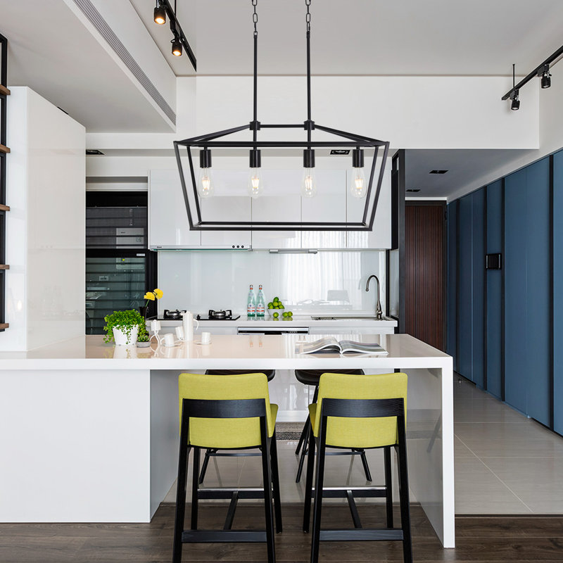Luminaire suspendu de style campagnard pour îlot de cuisine avec lanterne suspendue industrielle.