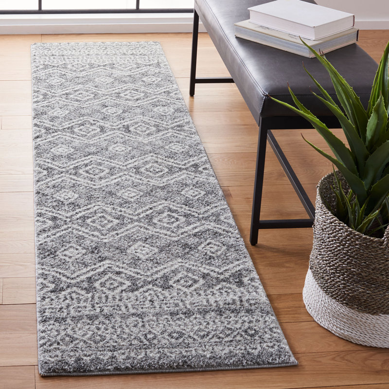 Harlee Performance Southwestern Rug, Runner 2' x 8'