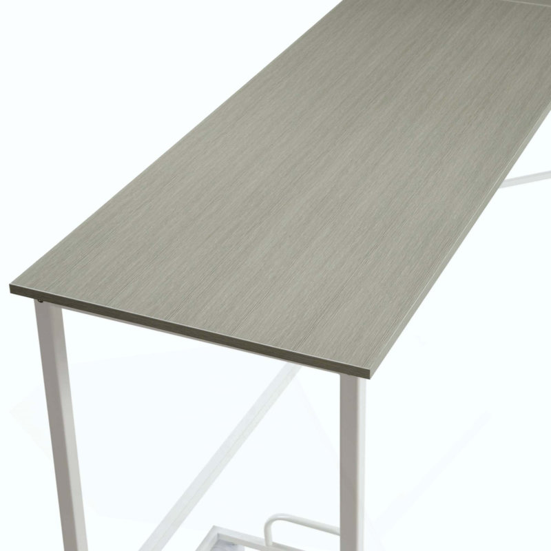 Bureau d'ordinateur en L avec construction durable et conception à bords biseautés pour les petites pièces