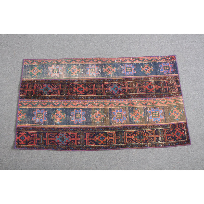 Tapis rétro bleu antique à petits patchwork idéal pour la cuisine et le vestibule en bleu