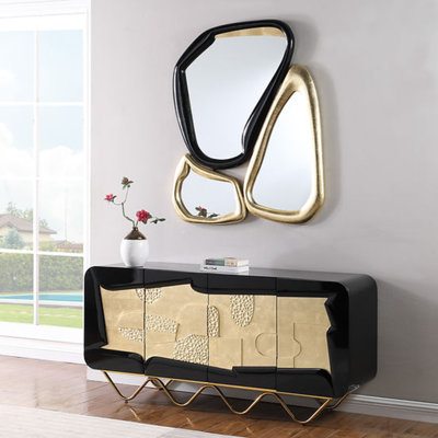 Console Adora