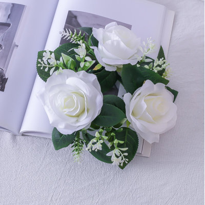 Rose Candle Wreath Artificial Silk Flower Ring Leaf Candle Wreath Wedding Valentine Day Party Table Candlestick Decorations