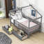 Lit en bois en forme de maison-88580466-88580471