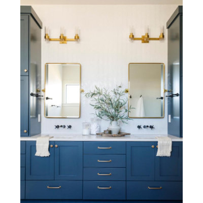 Geneva 3 - Light Vanity Light
