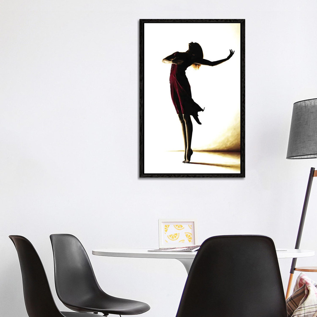 Poise In Silhouette von Richard Young - Galerie-verpackte Leinwand Giclée