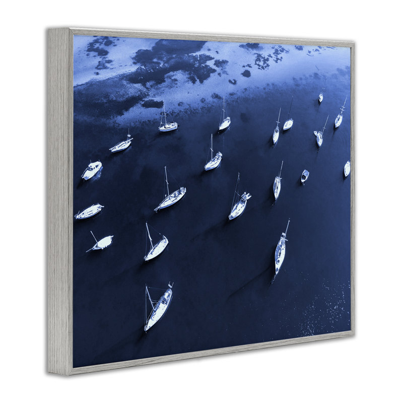 «Giclées sur bateaux» par Daphne Polselli, Estampe numérique Farmhouse, H 16 po x l 20 po