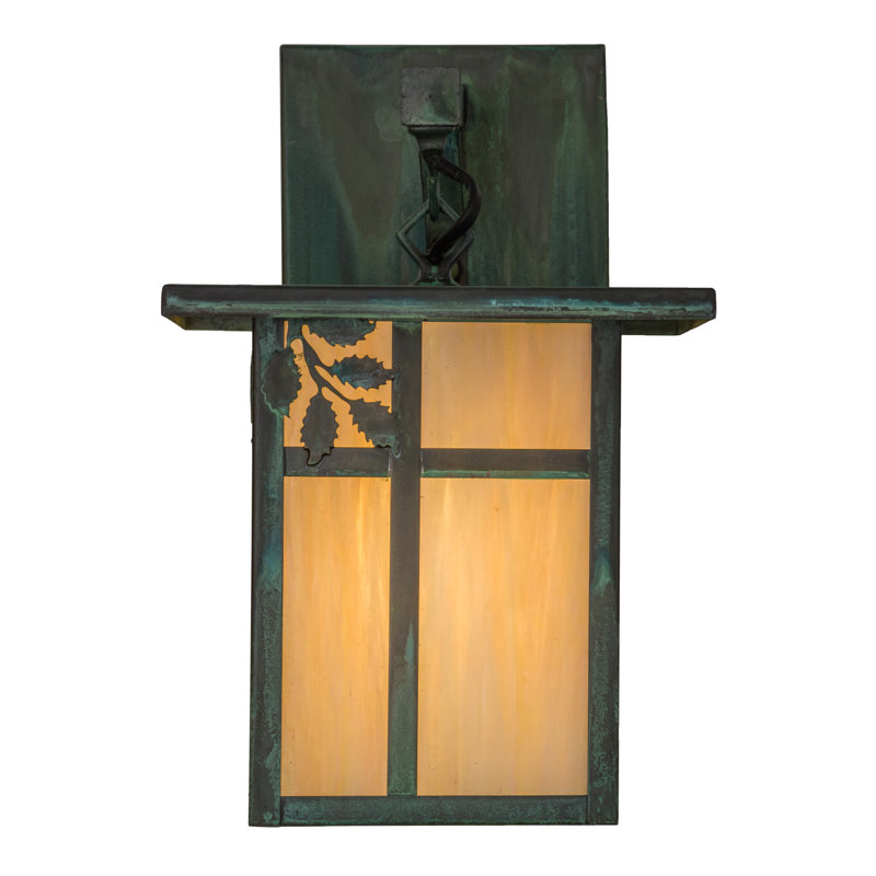 Hyde Park Sprig 1 - Light Outdoor Wall Lantern