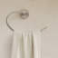Accessoire de quincaillerie de salle de bain mural-128489645