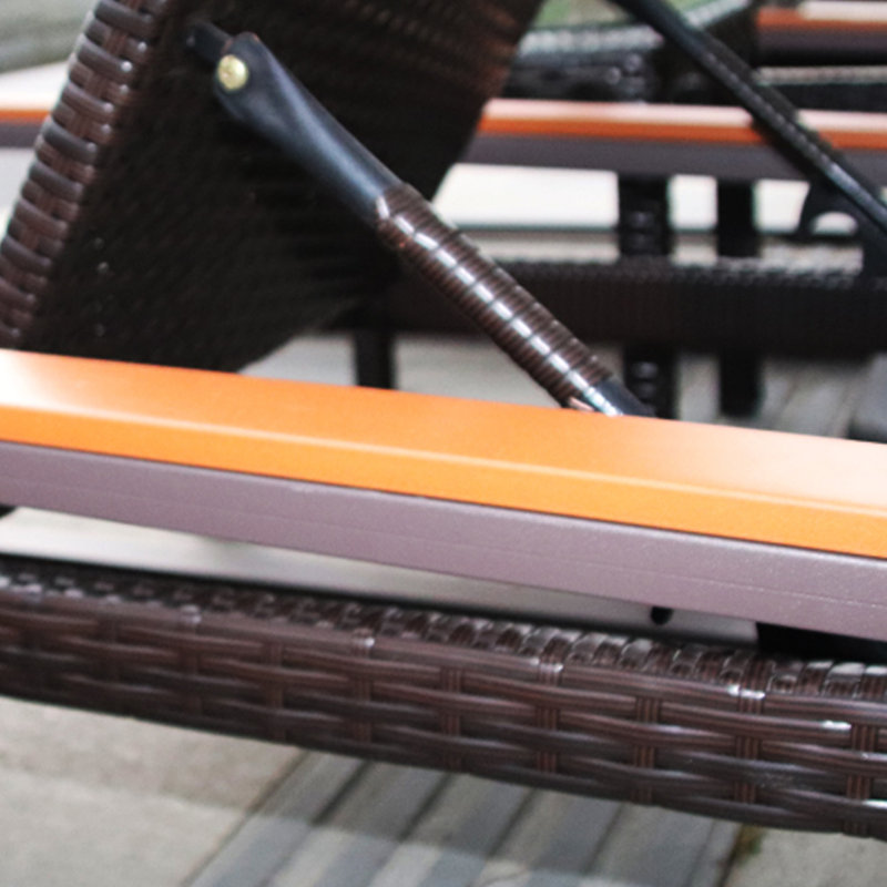 Chaise longue d'extérieur réglable avec structure en métal et table d'extérieur