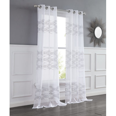 Paire de rideaux transparents avec œillets