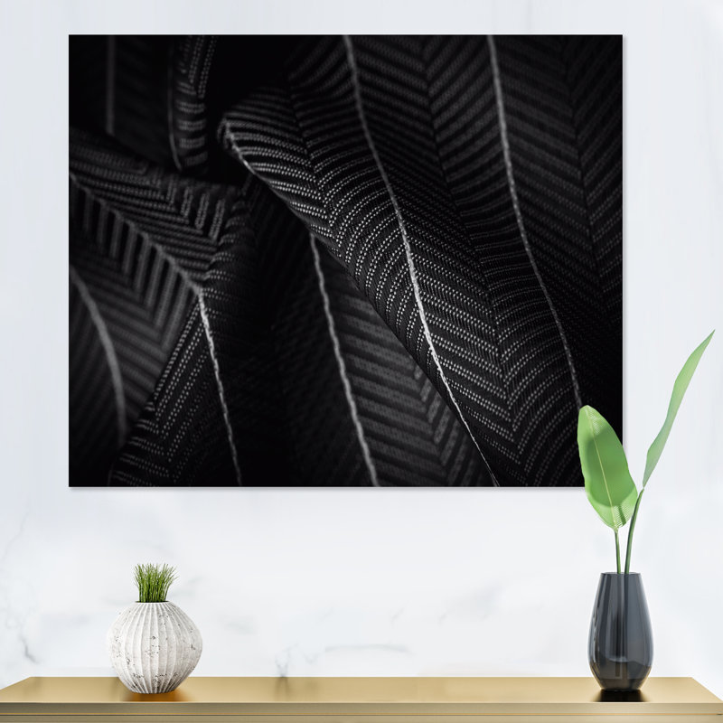 Tissu gris argenté en soie avec une fine rayure blanche - photographie sur toile, H 12 po x l 20 po x P 1 po, Toile tendue