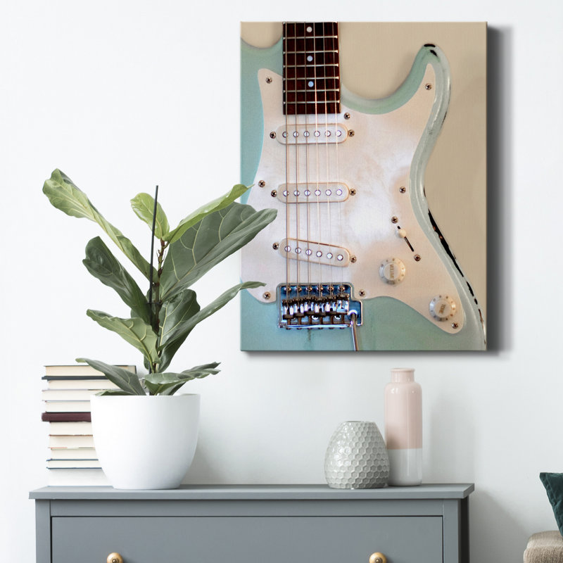 «Electric» par Katrina Craven - reproduction de photo sur toile tendue, H 12 po x l 8 po x P 1 po