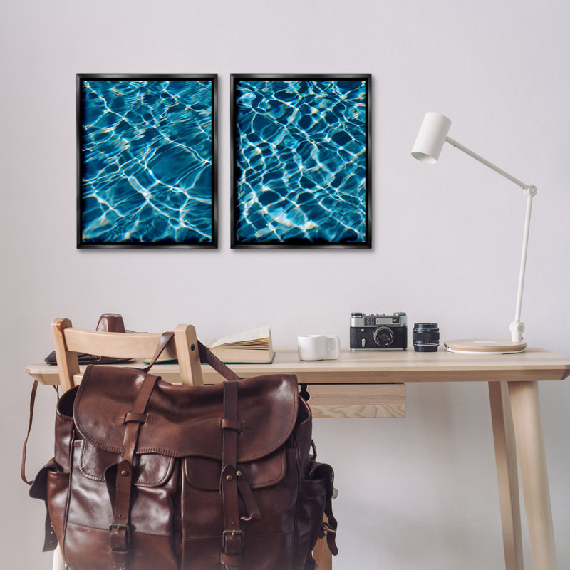 «Inviting Clear Pool Water», ensemble de 2 toiles flottantes encadrées par Justine Milton, H 21 po x l 17 po
