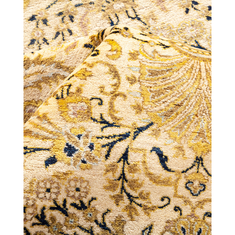 Classic One-of-a-Kind 8' 2" X 9' 7" Hand Knotted Area Rug