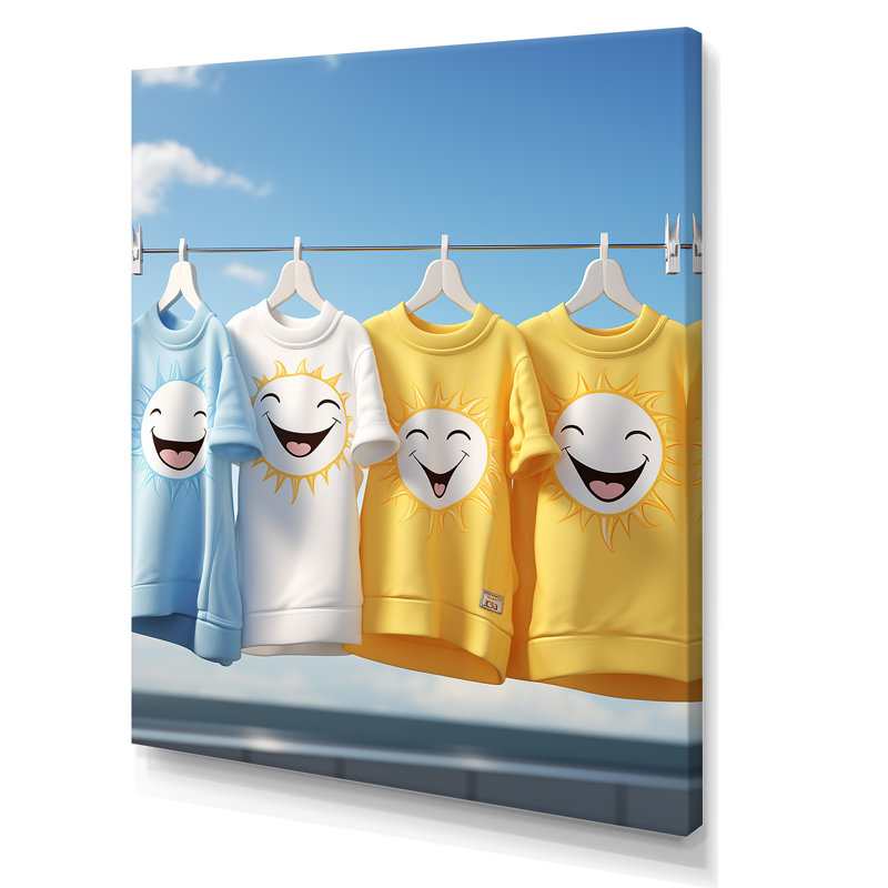 «Minimalist Laundry Hanging Out Smily Tshirt 2», art mural, H 32 po x l 16 po x P 1 po